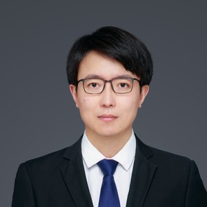 汤新华